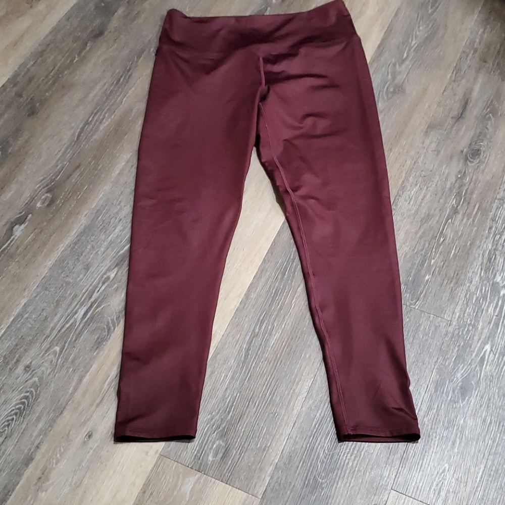 Kyodan burgundy yoga pant size M